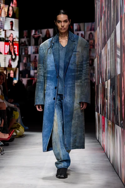 Look 47